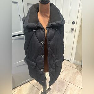 H&M Black Puffer Vest